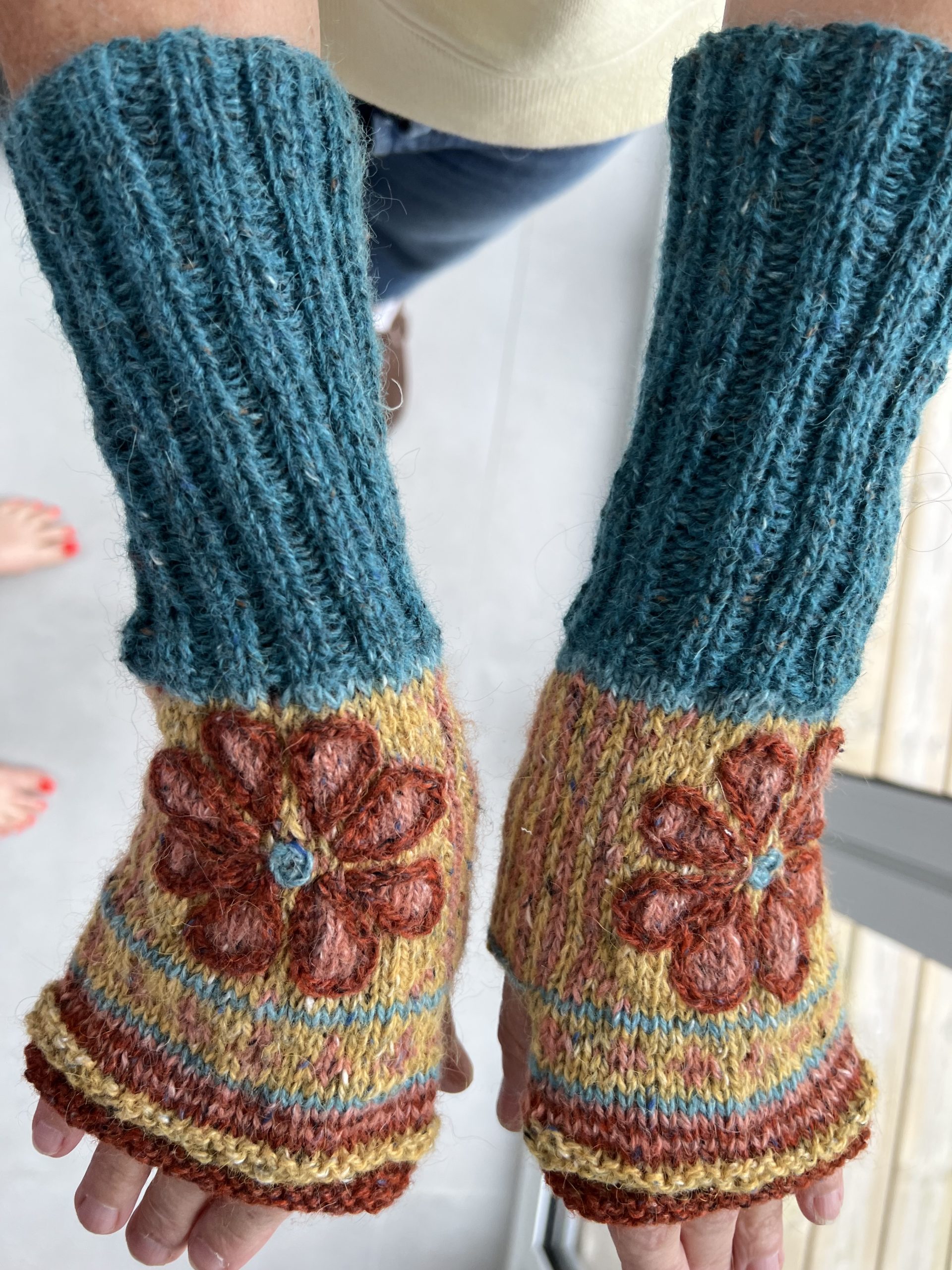 Wednesday Morning - Mixed Intermediate Knitting / Crochet Class - Image 26