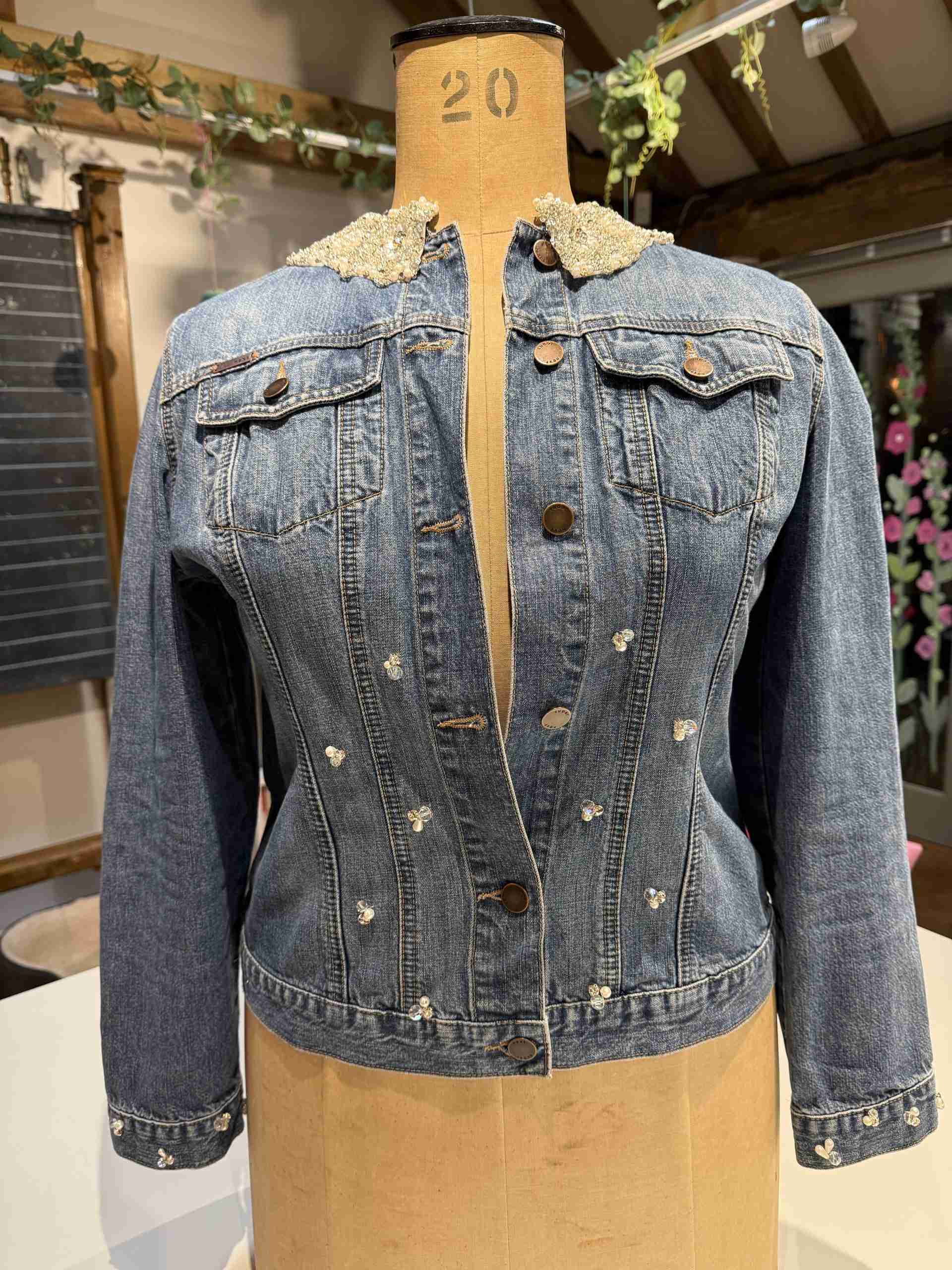 Two day Christmas Wardrobe Up Cycling Workshop With Jolanda Rocklin 21 & 22 of November 2026 - Image 19