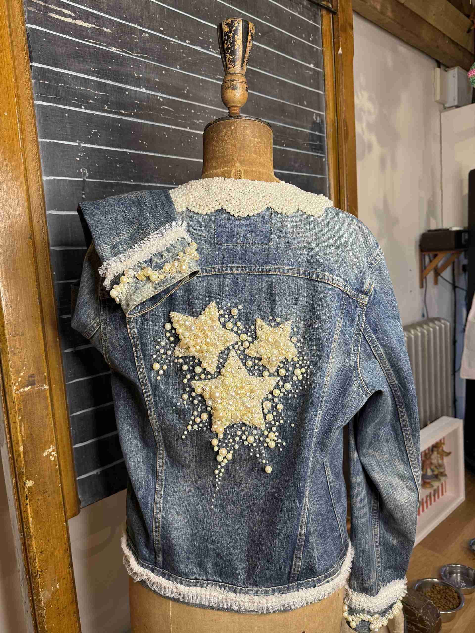 Two day Christmas Wardrobe Up Cycling Workshop With Jolanda Rocklin 21 & 22 of November 2026 - Image 17