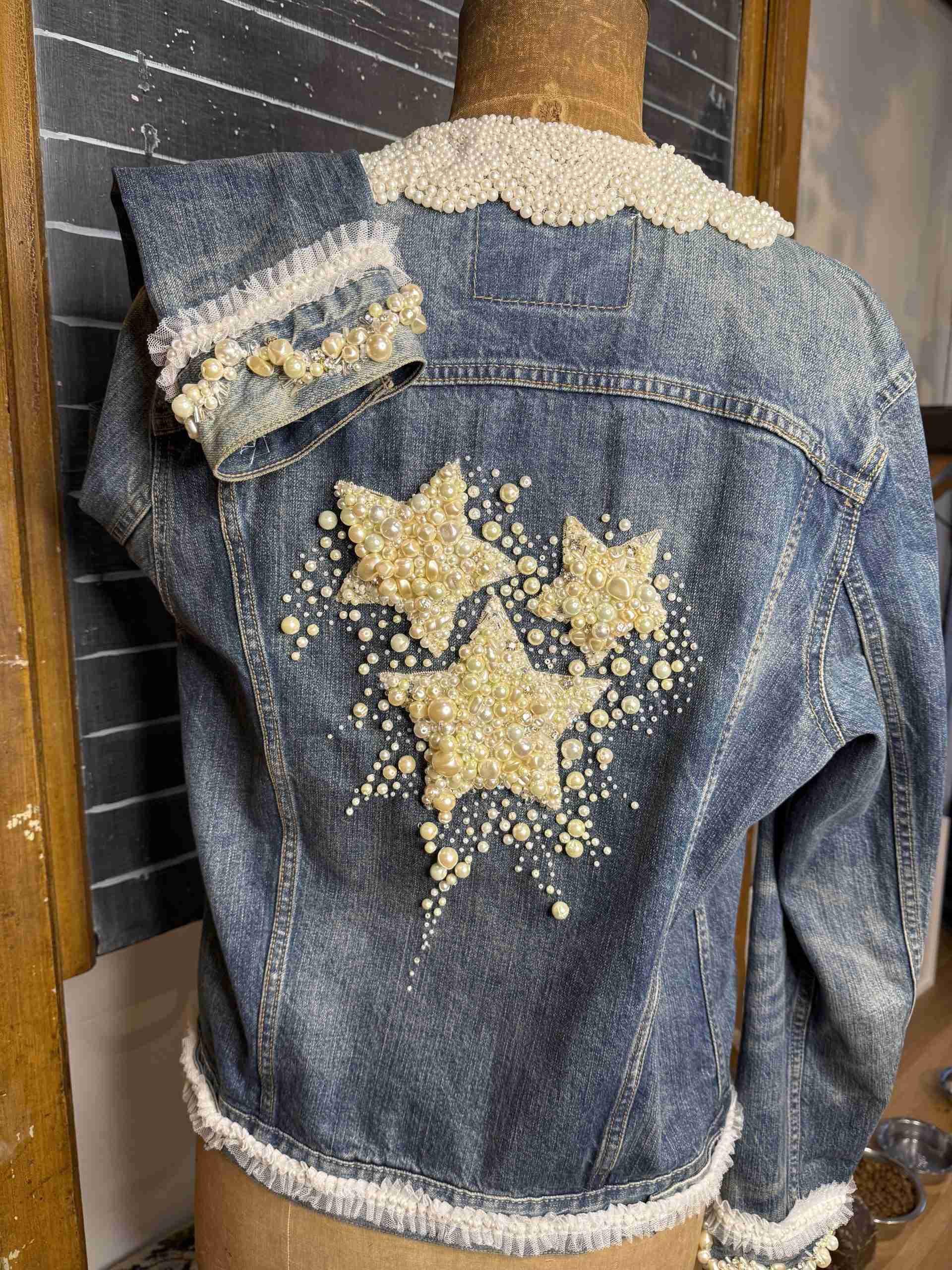 Two day Christmas Wardrobe Up Cycling Workshop With Jolanda Rocklin 21 & 22 of November 2026