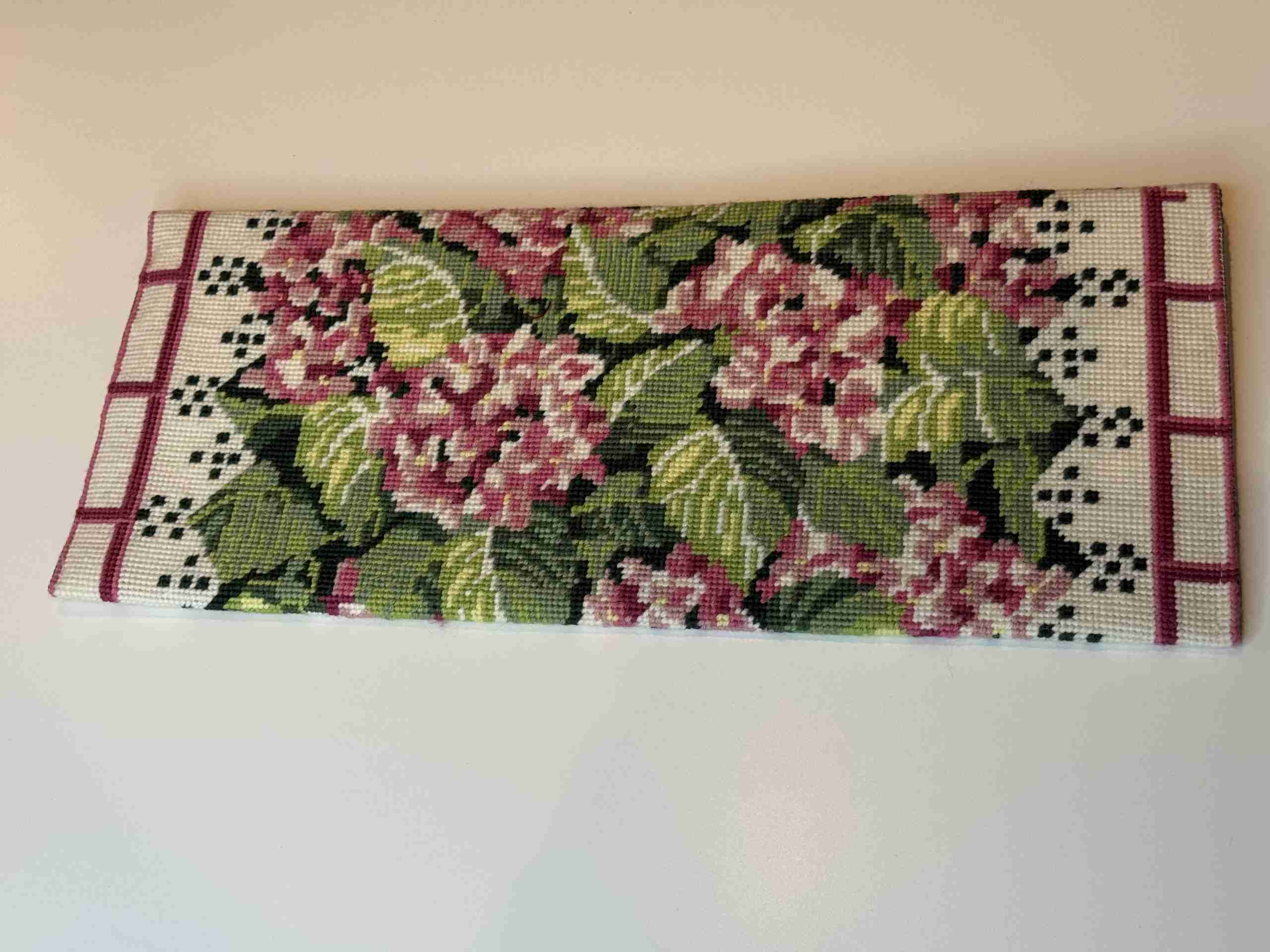 “Primavera” Needlepoint Clutch Bag - Image 2